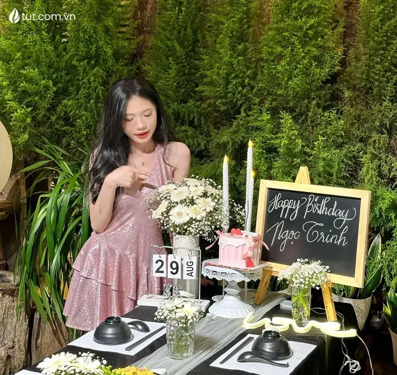 Bữa tiệc sinh nhật nhỏ dành cho thực khách Ngọc Trinh quan nuong da lat gan day