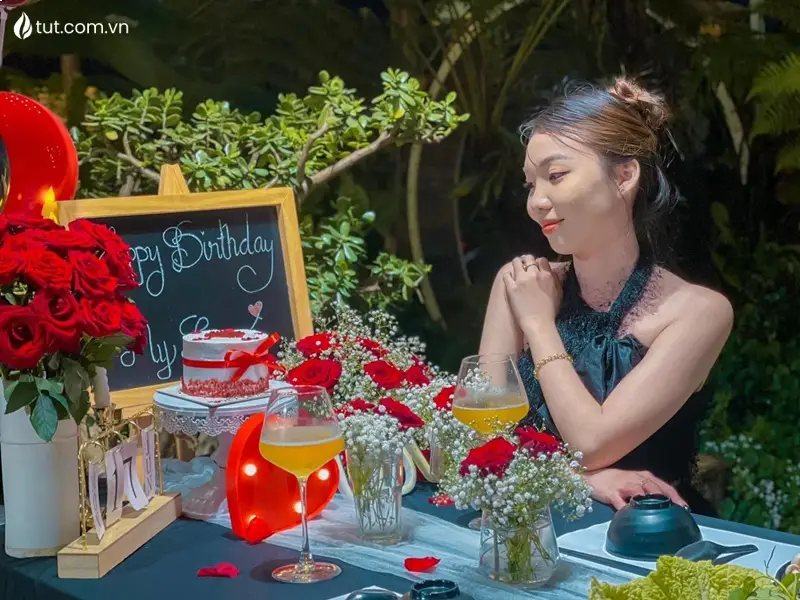 quan an co setup tiec sinh nhat tai da lat