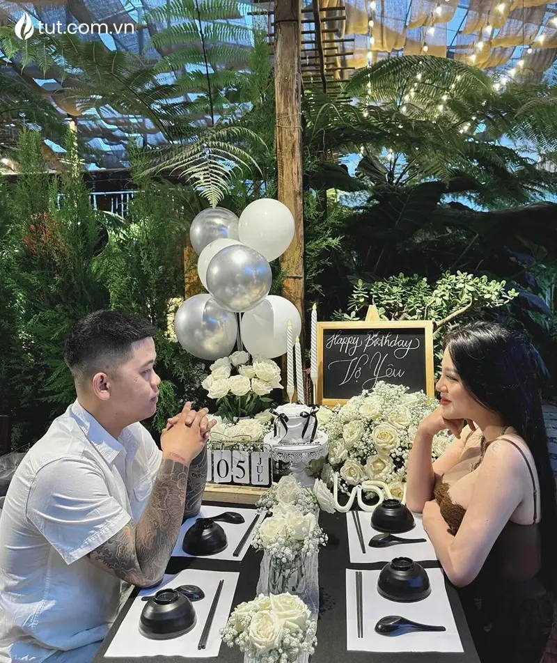 quan an co trang tri tiec sinh nhat tai da lat