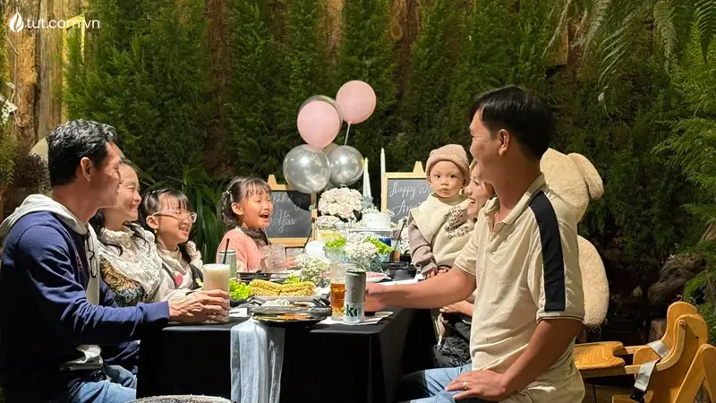 quán lẩu cá tầm đà lạt gần đây